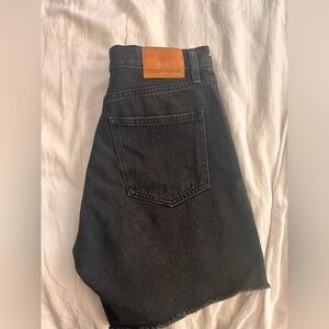 Like New denim forum jean shorts